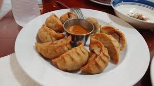 Veg Mo-Mo fried (6pcs)